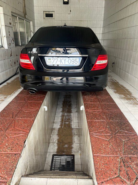 Mercedes C 250, 1.8 L, 2014 il, 160 000 km 77-KY-095 — Avtomobillər, Bakı (2)