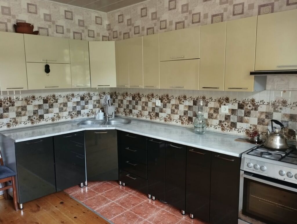 Mətbəx mebeli dəsti - Künc yerləşimli modul konstruksiya - Yuxarı — Mətbəx mobilyası, Bakı (2)