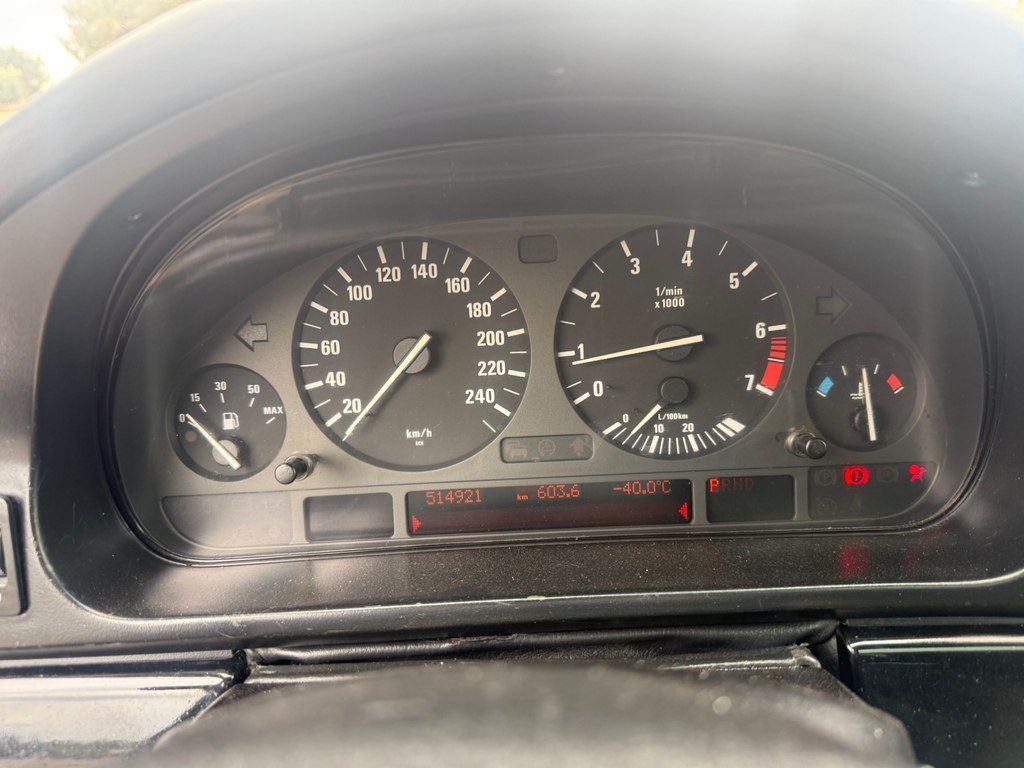 BMW 530, 3.0 L, 2001 il, 515 000 km 32-BJ-350 — Avtomobillər, Gəncə (8)