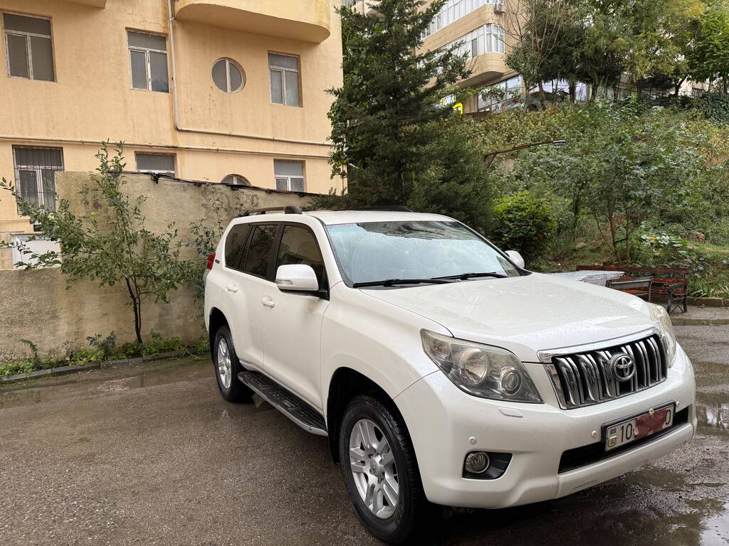Toyota Land Cruiser Prado, 3.0 L, 2011 il, 205 000 km — Avtomobillər, Bakı (2)