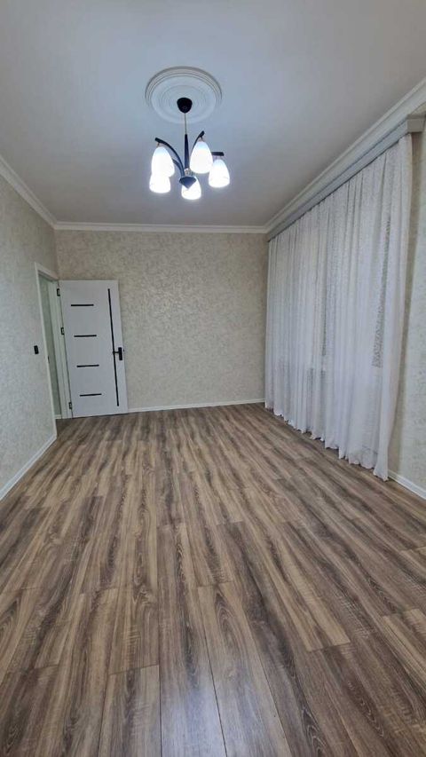 Satılır 2 otaqlı köhnə tikili 50 m² — Bakı