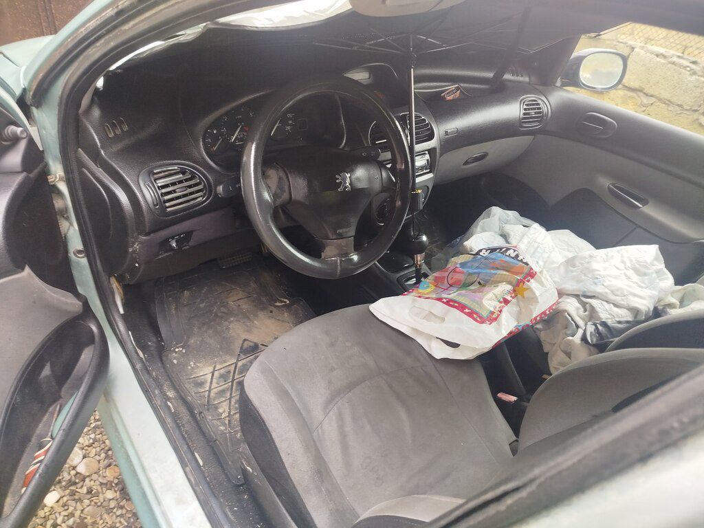 Peugeot 206, 1.4 L, 2005 il, 352 126 km 90-FU-075 — Avtomobillər, Bakı (6)