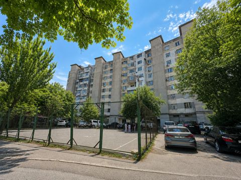 Satılır 3 otaqlı köhnə tikili 60 m² — Bakı
