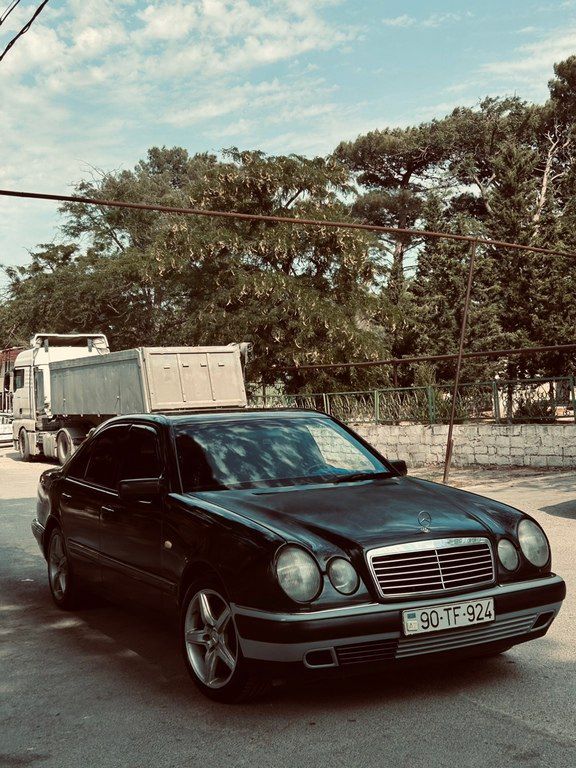 Mercedes E 230, 2.3 L, 1997 il, 689 000 km 90-TF-924 — Avtomobillər, Sumqayıt