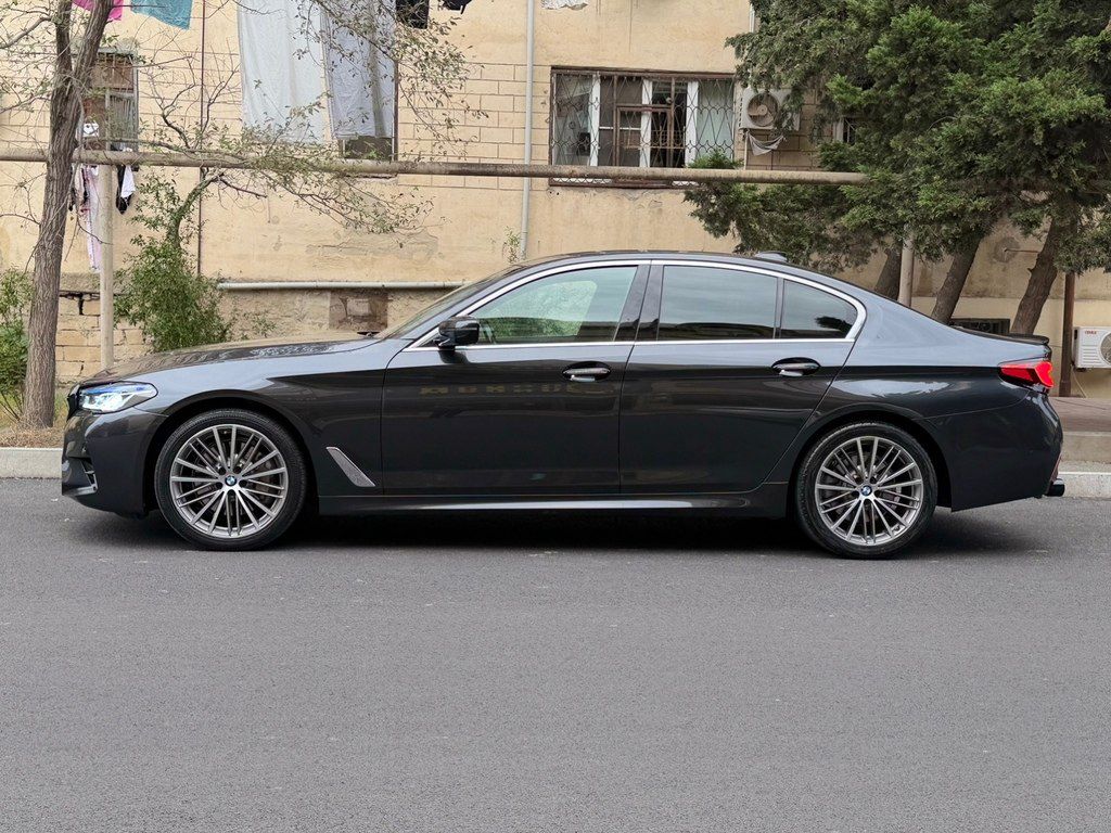 BMW 530, 2.0 L, 2017 il, 160 000 km — Avtomobillər, Bakı (8)