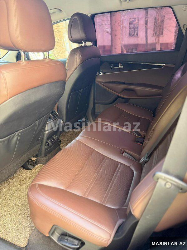 Kia Sorento, 2017 il 77-BL-317 — Minik avtomobili icarəsi, Bakı (4)