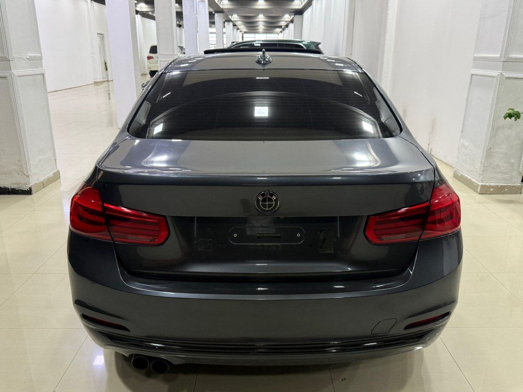 BMW 330, 2.0 L, 2018 il, 110 000 km — Avtomobillər, Bakı (4)
