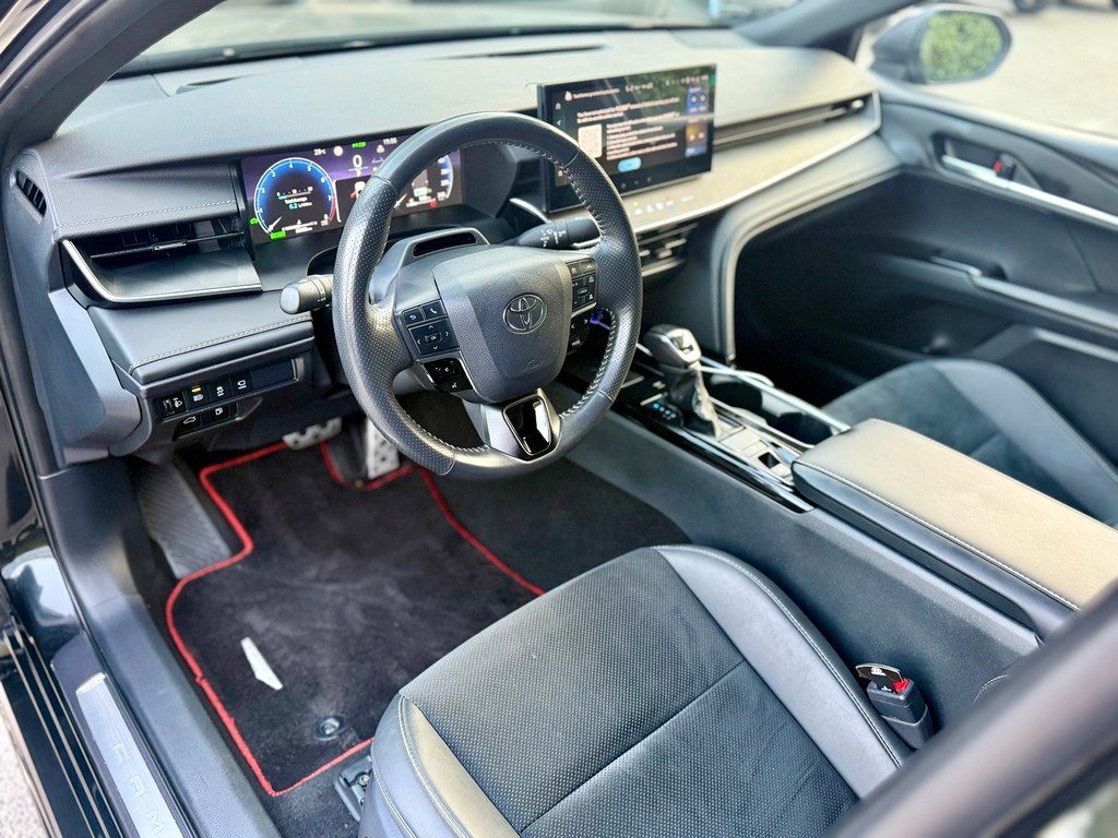 Toyota Camry, 2.0 L, 1 kWh, 2025 il, 22 000 km — Avtomobillər, Bakı (7)