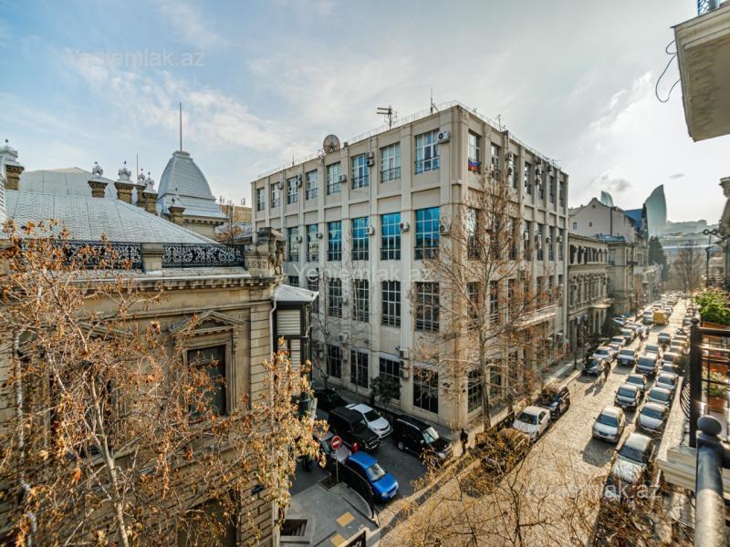Günlük 2 otaqlı Bina evi menzil (Köhnə tikili), 75 m², Səbail rayonu — Mənzil, Bakı (11)
