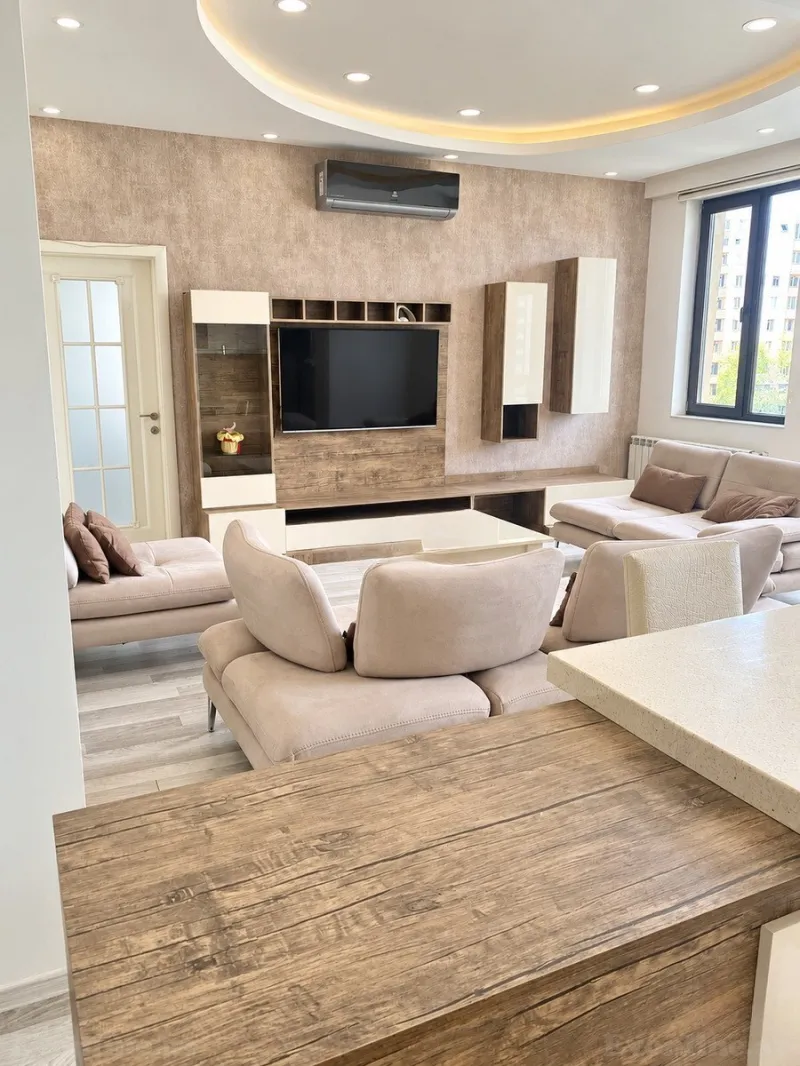 Satılır 3 otaqlı Mənzil Yeni tikili 130 m² Bakı, Nərimanov r., Gənclik m — Bakı
