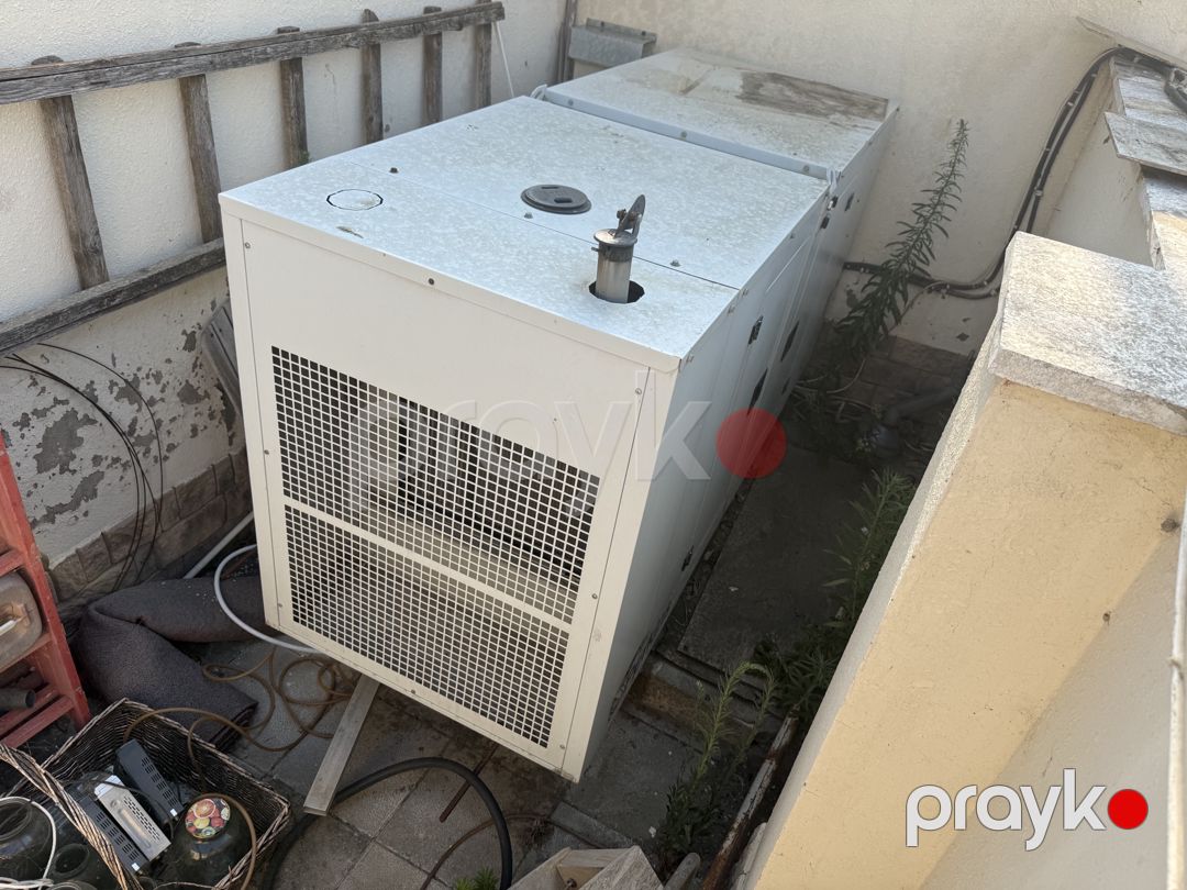 Perkins dieselə əsaslanmış elektrik generatoru — Generatorlar, Novxanı (3)