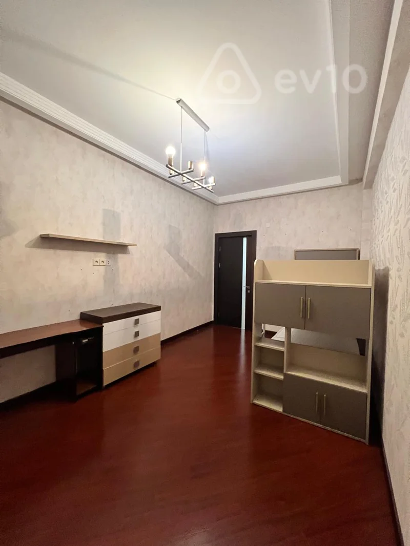 3 otaqlı mənzil, 130 m², Bakı, Koroğlu Rəhimov küç. — kirayə — Mənzil, Bakı (9)