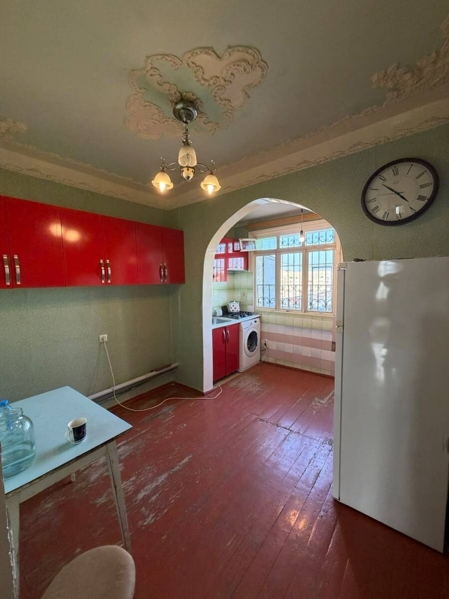 Satılır 2 otaqlı köhnə tikili 70 m² — Mənzil, Bakı (7)
