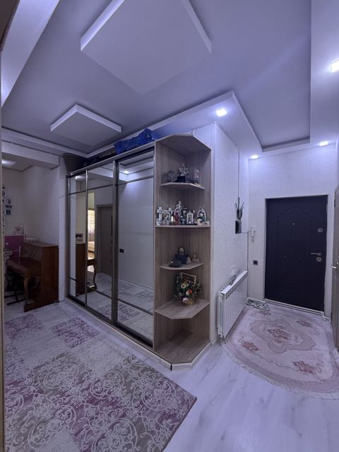 Satılır 3 otaqlı yeni tikili 100 m² — Bakı