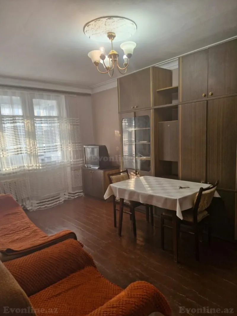 Satılır 2 otaqlı Mənzil Köhnə tikili 45 m² Bakı, Nərimanov r., Bakmil m — Mənzil, Bakı (2)