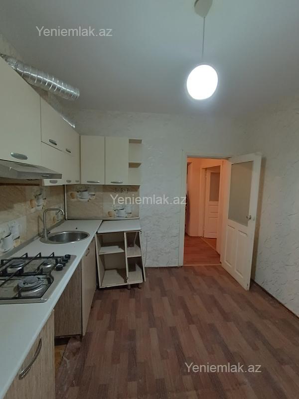 Satılır 3 otaqlı Bina evi menzil (Köhnə tikili), 75 m², 18-ci mikrorayon — Mənzil, Sumqayıt (4)