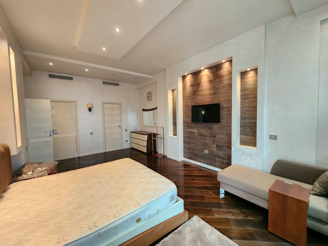 İcarəyə verilir 4 otaqlı yeni tikili 200 m² — Mənzil, Bakı (11)