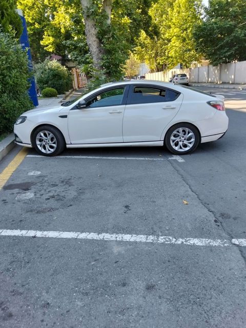 MG 1.8 l 2012 il 288000 km Sedan — Bakı