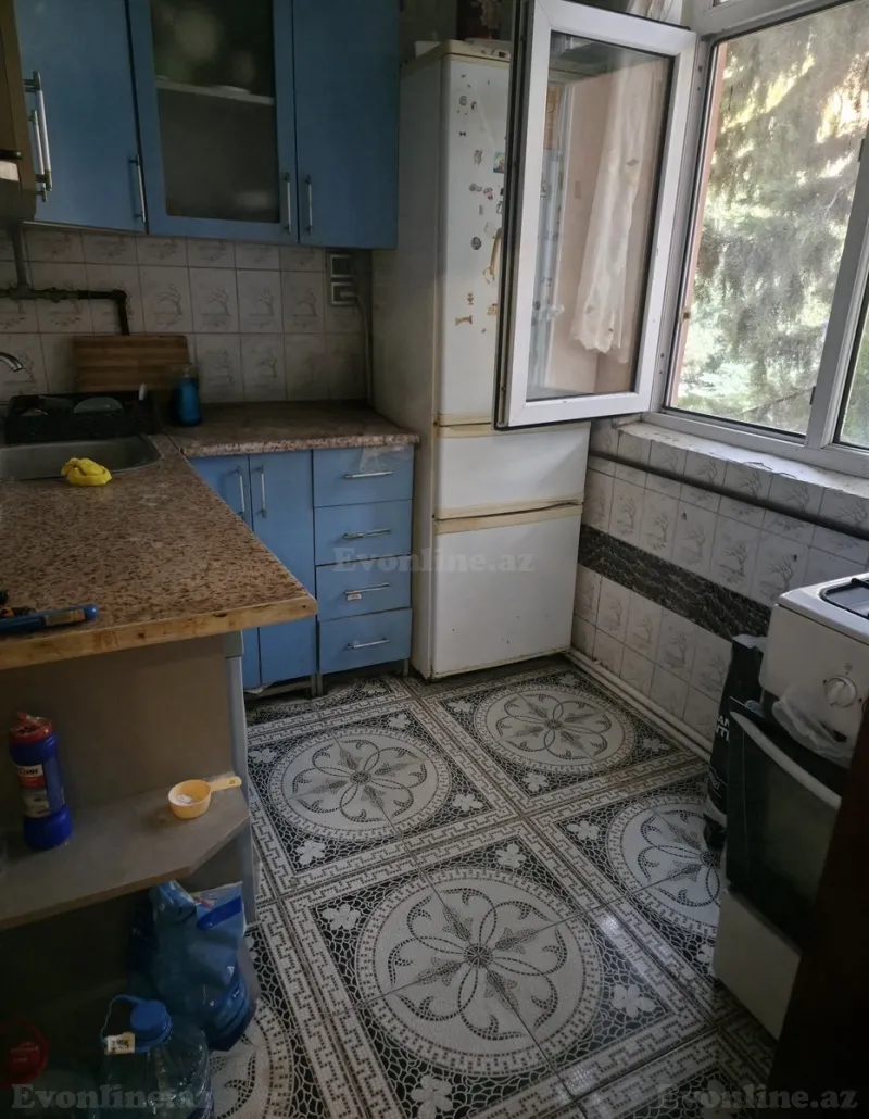 Kirayə verilir 2 otaqlı Mənzil Köhnə tikili 65 m² Bakı, Nəsimi r., Memar Əcəmi m., 4-cü mikrorayon — Mənzil, Bakı (3)