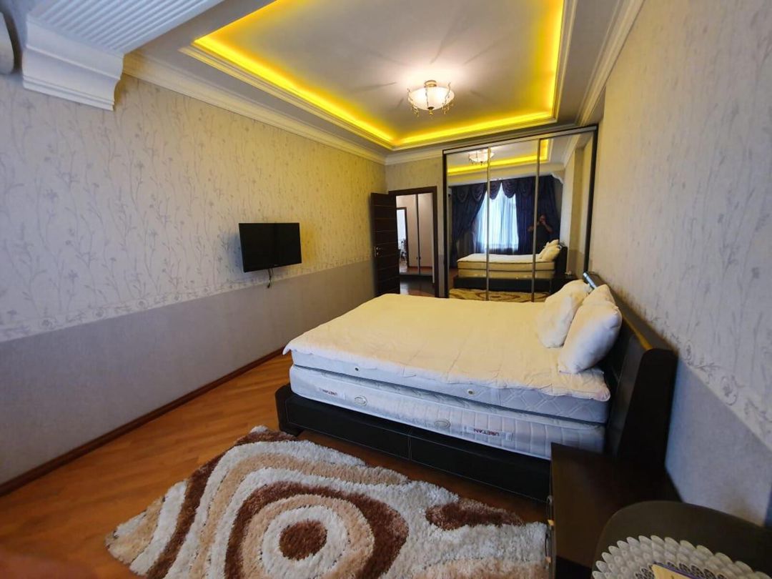 Satılır 2 otaqlı yeni tikili 120 m² — Mənzil, Bakı (2)