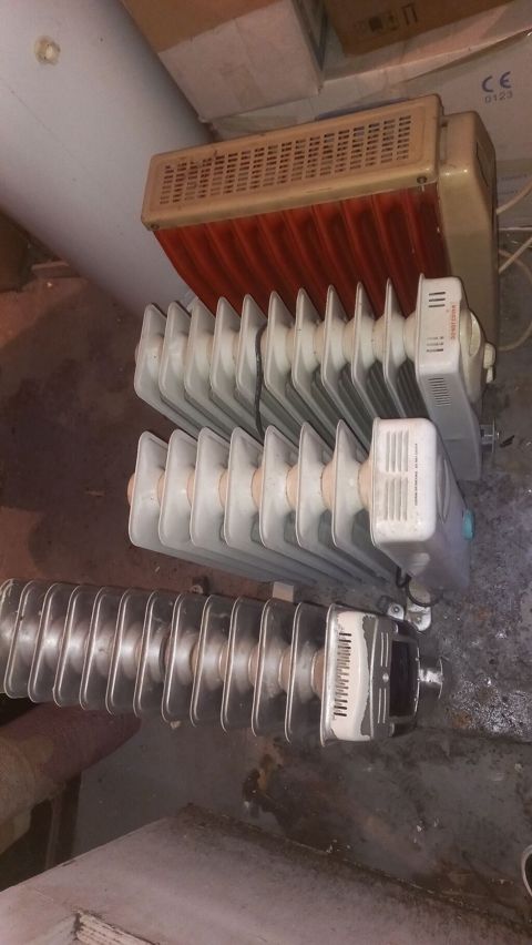 Məhsul: Elektrikli yağ radiatorları 4 ədəd,işlək vəziyyətdə hər biri — Bakı