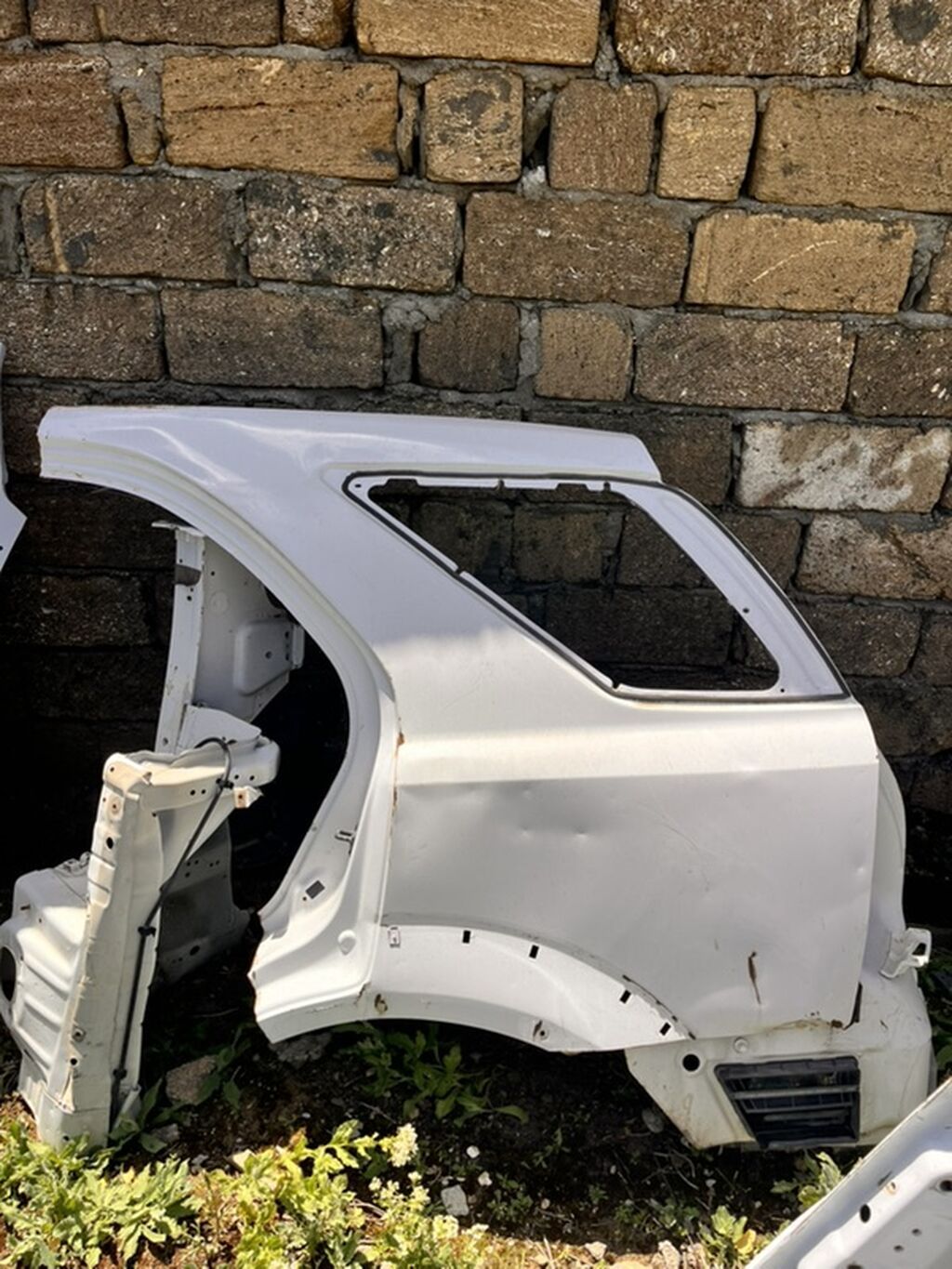 Kia Sorento 2008 Məhsul: Avtomobilin arxa sağ/sol yan korpusu (kuzov — Kuzov hissələri, Bakı