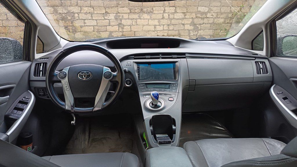 Toyota Prius, 1.8 L, 1.3 kWh, 2010 il, 364 000 km — Avtomobillər, Bakı (8)