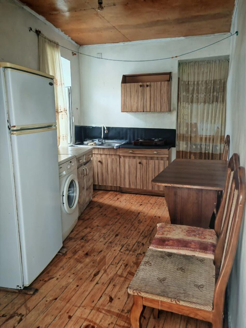 8 Noyabr metrosuna və Tibb Universitetinə yaxın həyət evi kirayə — Ev, villa, Bakı (2)