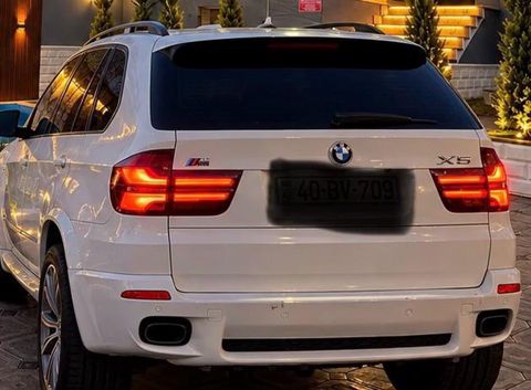 BMW X5 (E70) – arxa stoplar satılır endirim olunacaq — Bakı