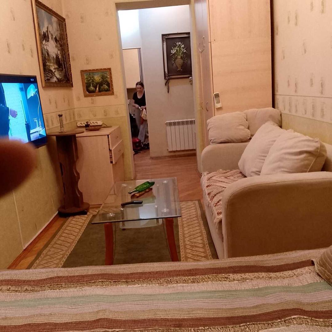 İcarəyə verilir 1 otaqlı köhnə tikili 40 m² — Mənzil, Bakı (7)
