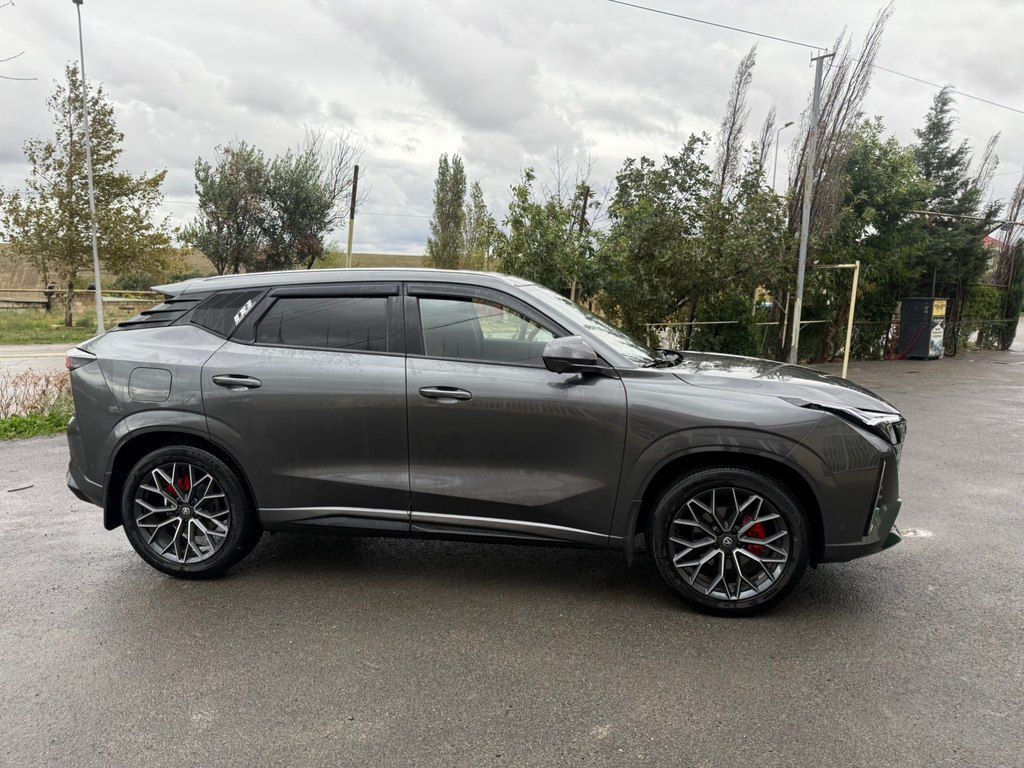Changan Uni-Z, 1.5 L, 18.4 kWh, 2025 il, 9 000 km 10-YF-155 — Avtomobillər, Bakı (2)