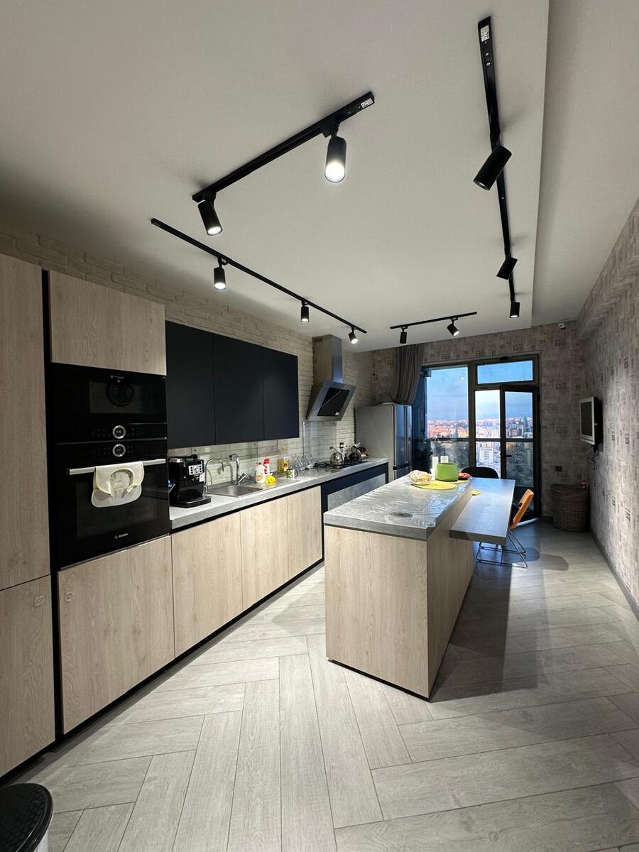 Satılır 4 otaqlı yeni tikili 248 m² — Mənzil, Bakı (8)