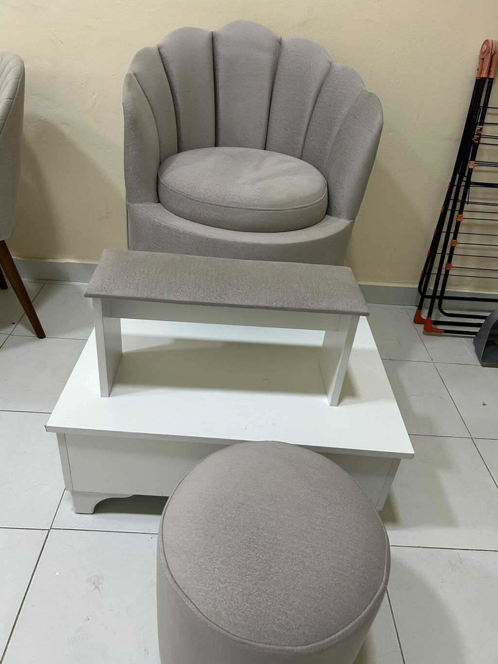 Pedikür kreslosu satılır 220 manata.az iwlenib Bineqedi AFA 3054 — Salon mebeli, Bakı