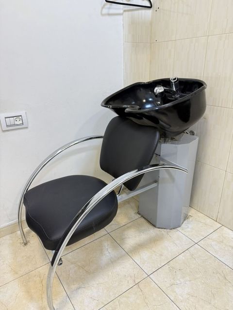 Salon üçün saç yuma kreslosu və lavabo - Inteqrə olunmuş yuyucu — Bakı