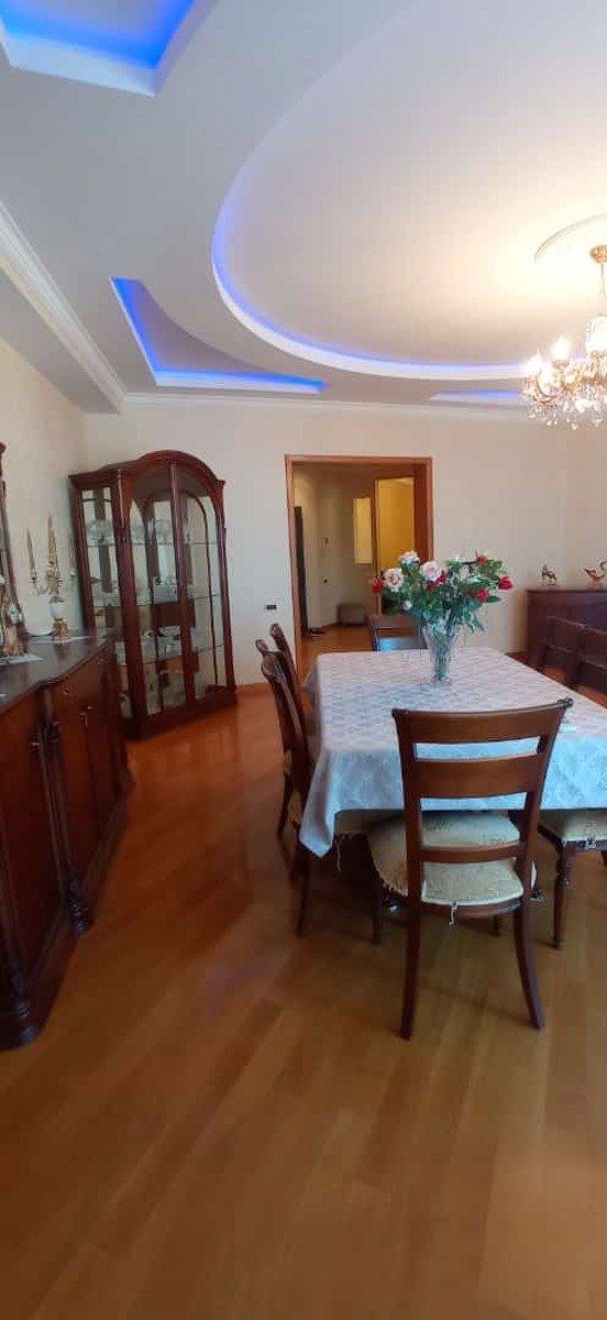 Satılır 4 otaqlı yeni tikili 200 m² — Mənzil, Bakı (4)