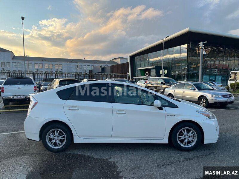 Toyota Prius, 2010 il — Avtomobillər, Bakı (3)