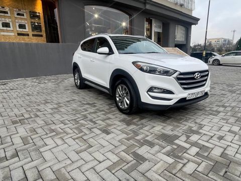 Hyundai Tucson — Rent a Car 919