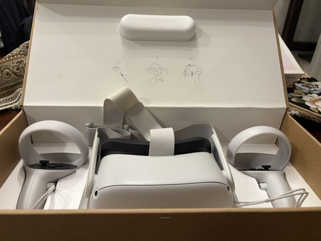 Oculus Quest 2 – müstəqil VR qulaqcığı və 2 ədəd Touch nəzarətçisi — Aksesuarlar, Bakı (3)