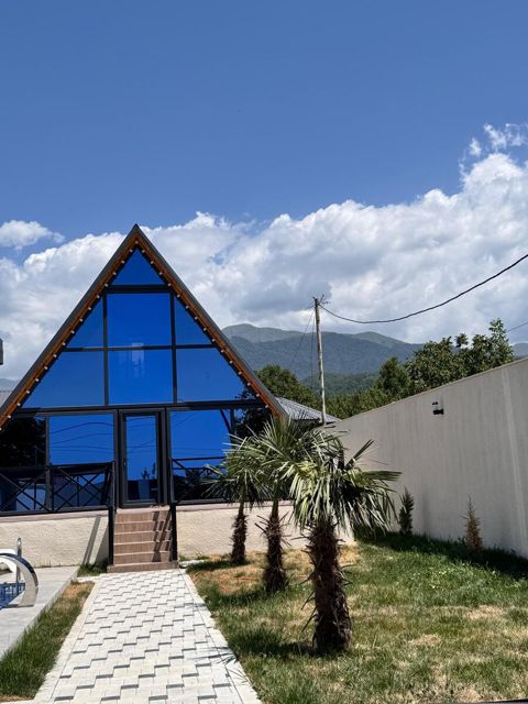 İcarəyə verilir 4 otaqlı həyət evi/bağ evi 125 m² — Qəbələ