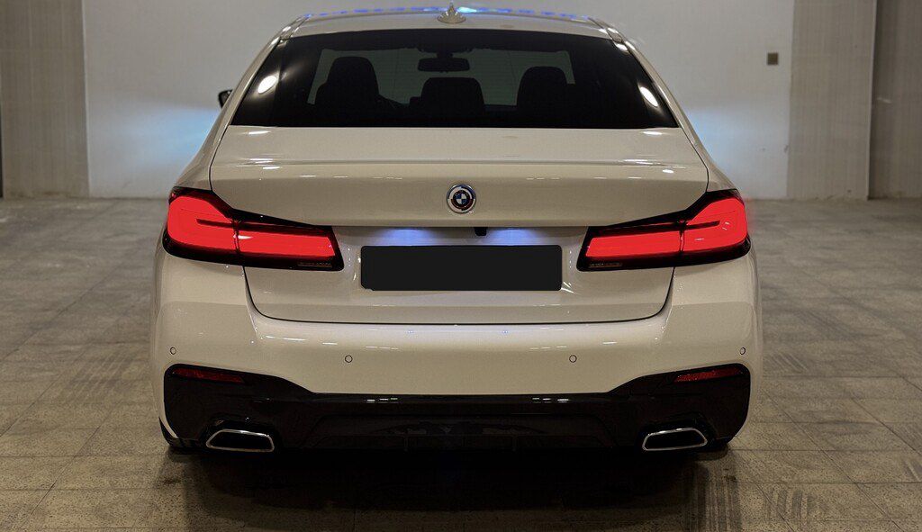 BMW 530e, 2.0 L, 12 kWh, 2023 il, 64 500 km — Avtomobillər, Bakı (5)