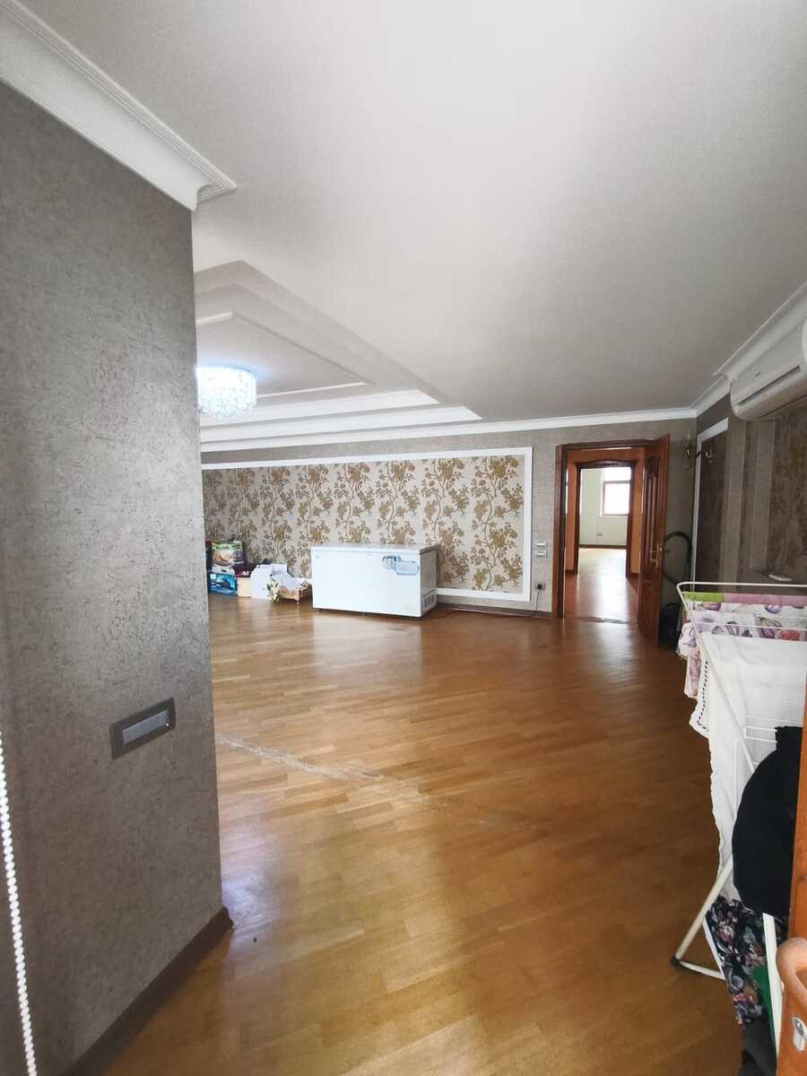 Satılır 4 otaqlı yeni tikili 220 m² — Mənzil, Bakı (6)