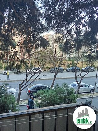 Satılır 2 otaqlı 35 m² köhnə tikili İnşaatçılar m — Mənzil (12)