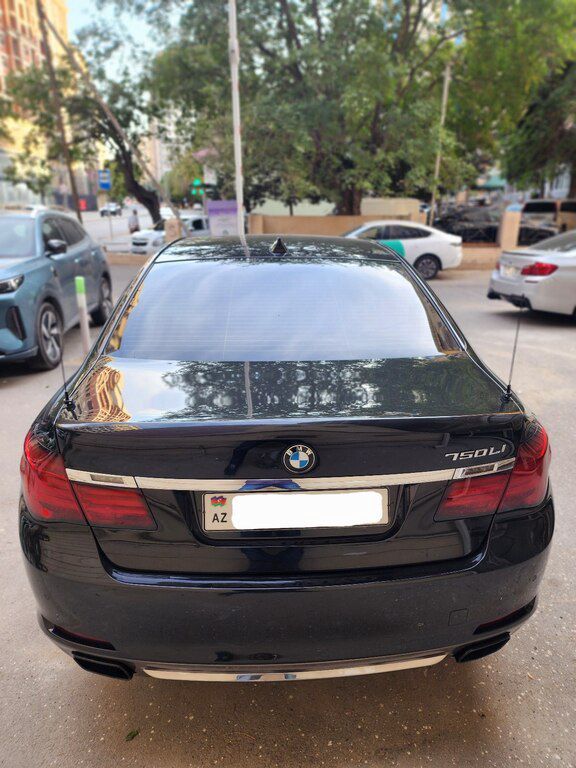 BMW 740, 3.0 L, 2010 il, 244 000 km — Avtomobillər, Bakı (2)