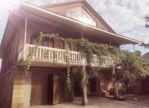 Satılır 5 otaqlı həyət evi/bağ evi 660 m² — Lənkəran