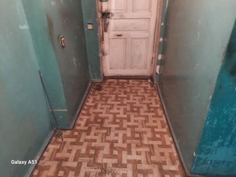 Satılır 2 otaqlı köhnə tikili 45 m² — Bakı