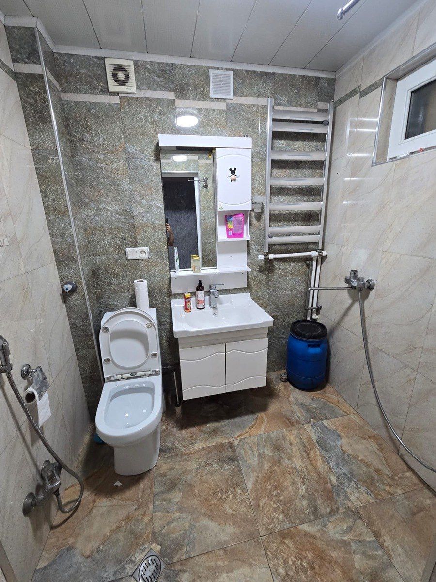 İcarəyə verilir 4 otaqlı köhnə tikili 75 m² — Mənzil, Bakı (2)