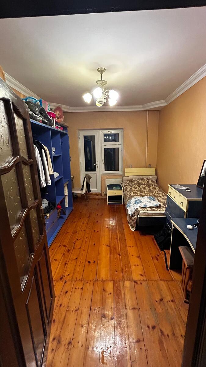 Satılır 4 otaqlı köhnə tikili 100 m² — Mənzil, Bakı (9)