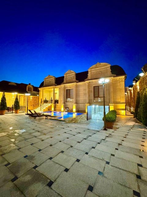 Satılır 4 otaqlı həyət evi/bağ evi 220 m² — Bakı