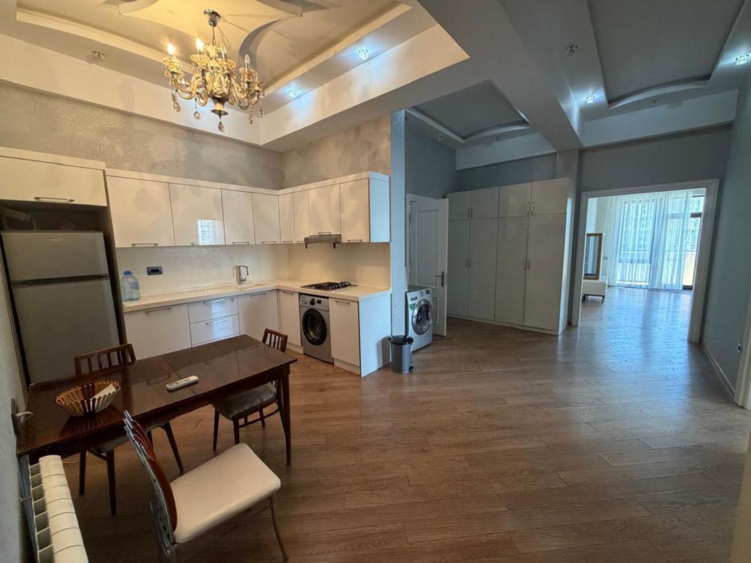 İcarəyə verilir 3 otaqlı yeni tikili 120 m² — Mənzil, Bakı (7)