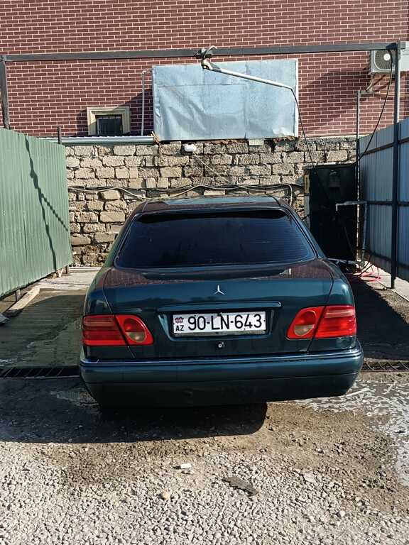 Mercedes E 220, 2.2 L, 1997 il, 700 000 km 90-LN-643 — Avtomobillər, Bakı (5)